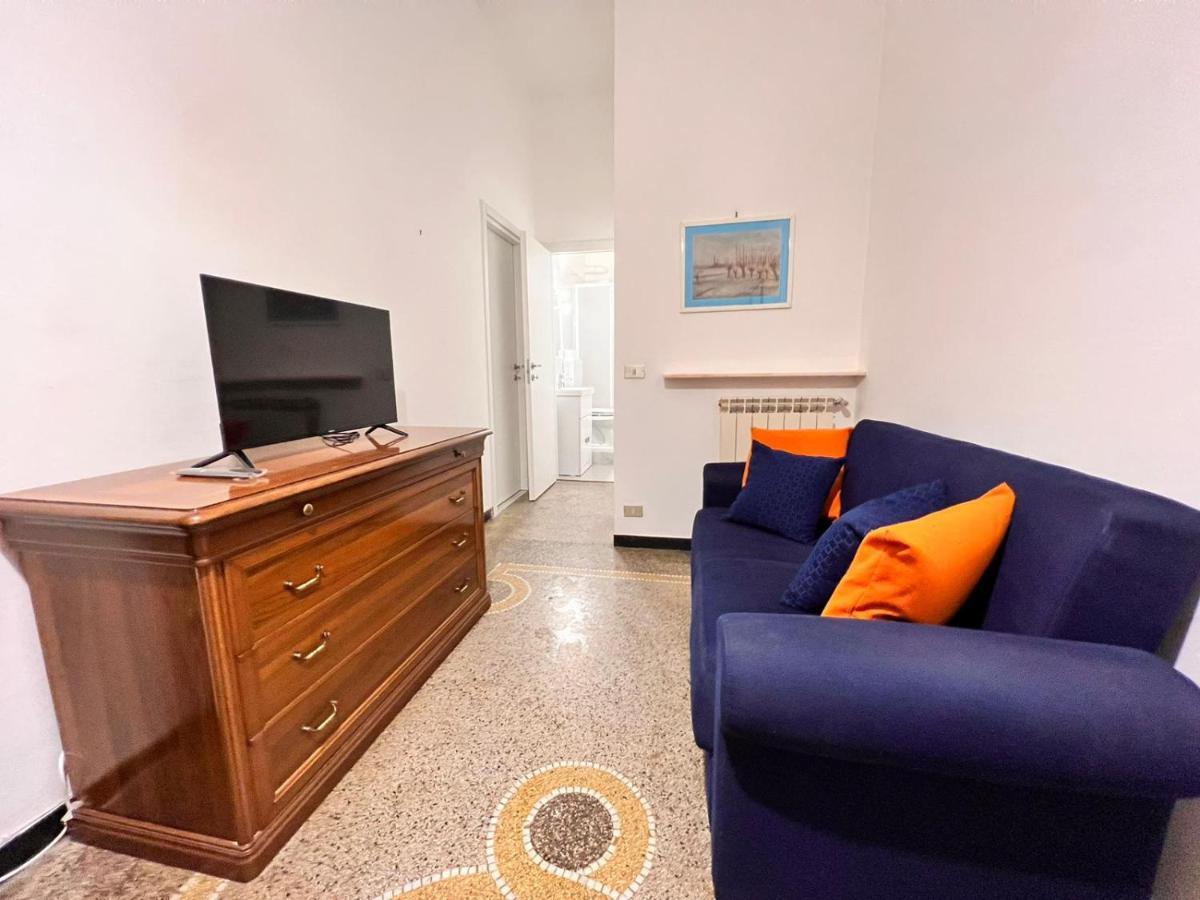 Savona Casa Vacanze Vicino Mare 3 Minuti Wifi Exterior photo
